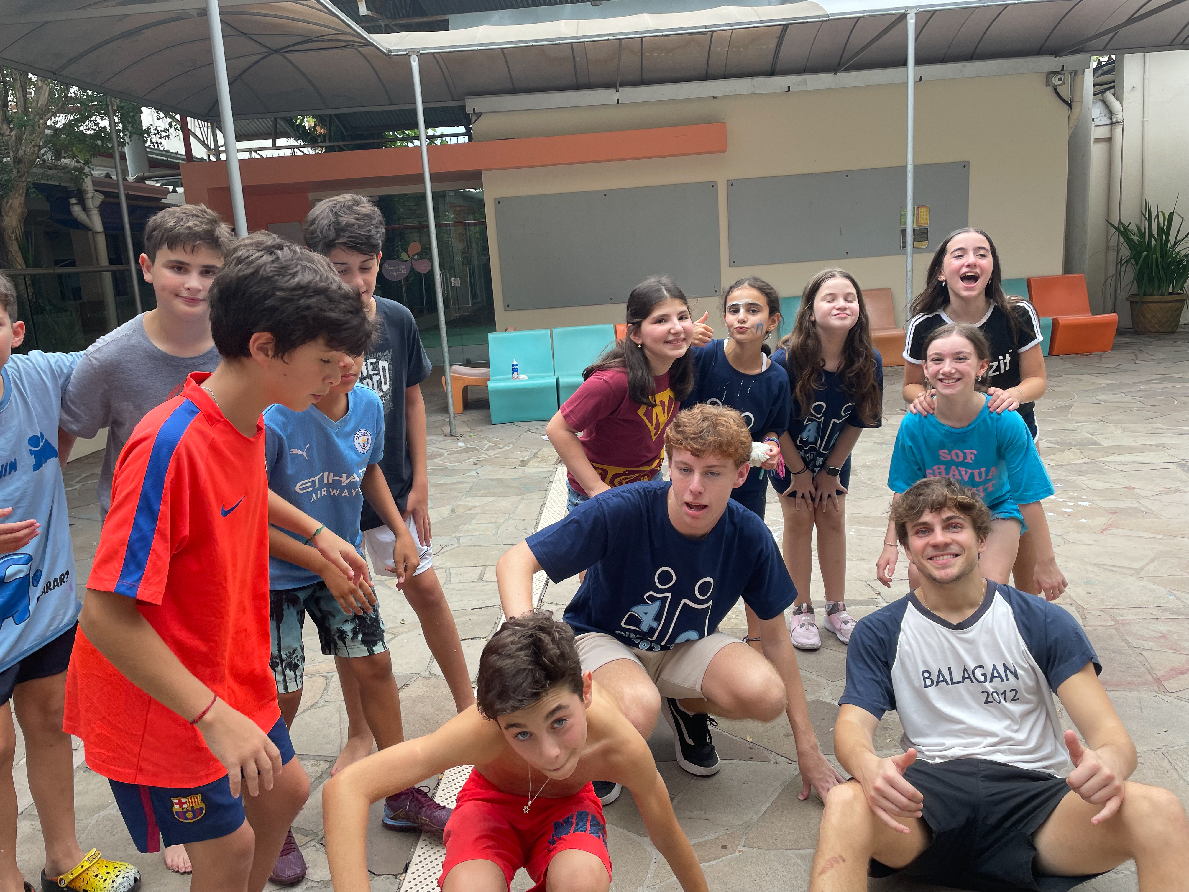 https://chazit.com/porto_alegre/../fotos/fotos_site/2023/1º semestre/3º sábado/IMG_2531.jpg